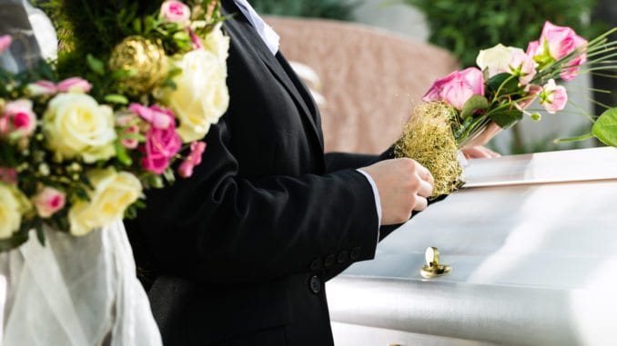 The Benefits of Cremation Over Burial Services