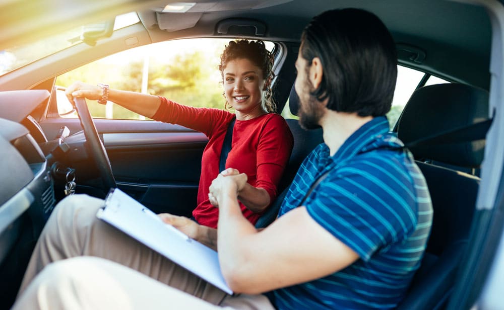 How To Become A Driving Instructor in Melbourne | YlooDrive